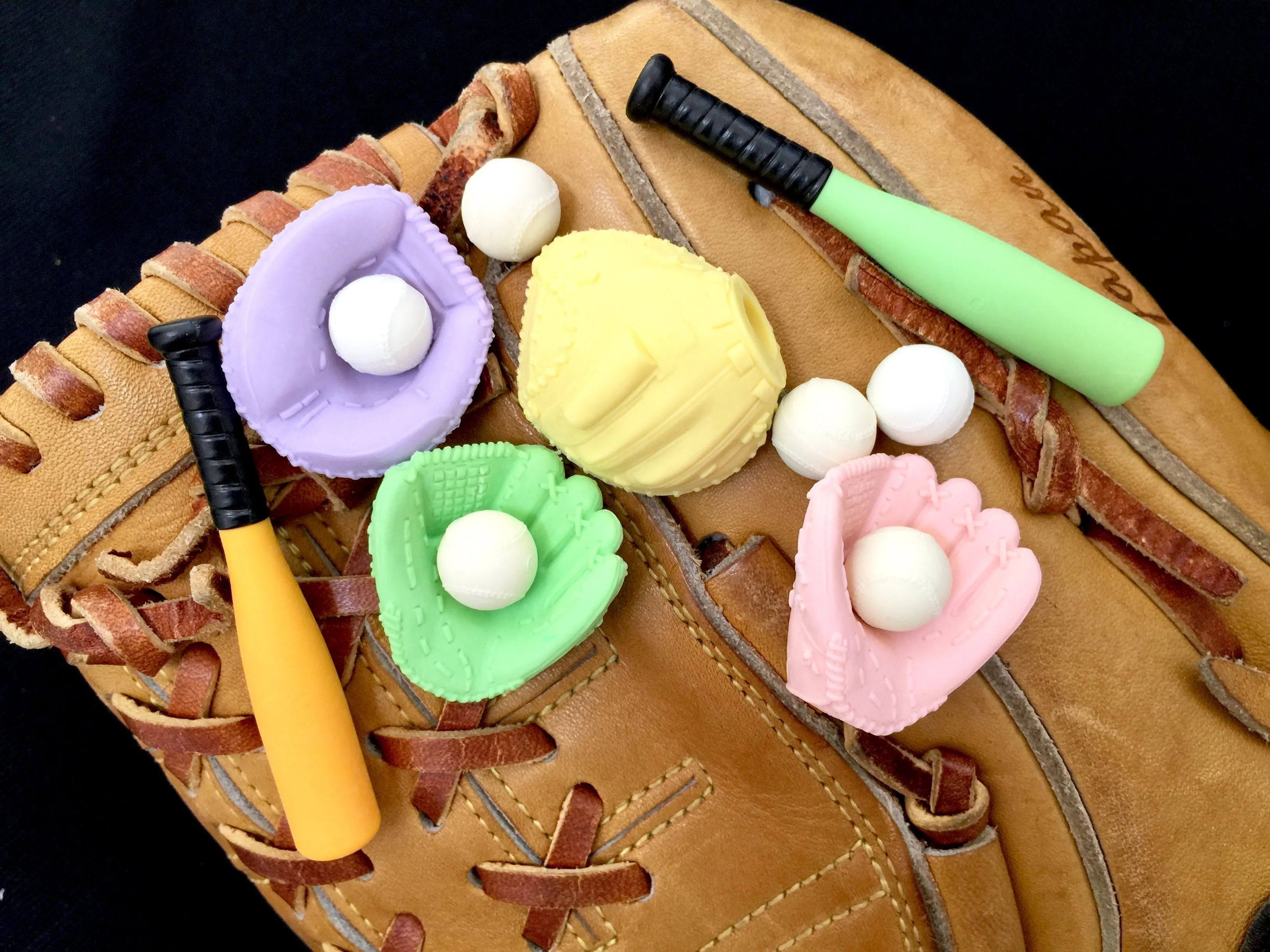 381941 IWAKO BASEBALL ERASERS-30